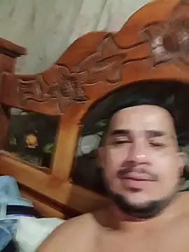 hot_cachondoo Show in webcam