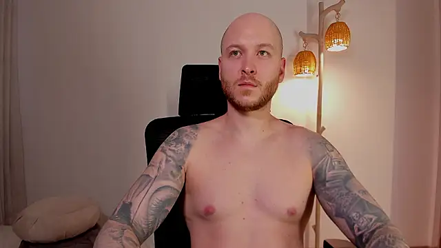 Chatroom XXX en direct de AdamMeyer_10