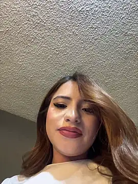XXX chat uživo modela amber_ec