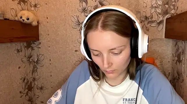 EmyMiu live XXX chat