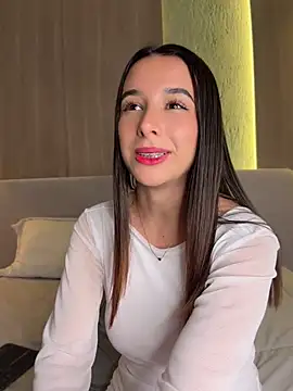 Chat XXX ao vivo de Elaara_