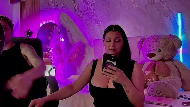 XXX chat uživo modela MarcellaGriffin