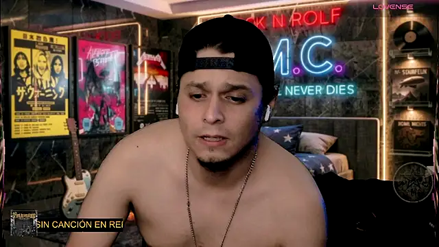 chino_roz live XXX chat