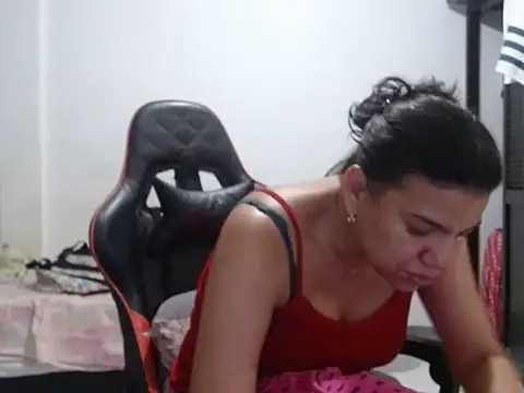 Adriana_0312 – Naživo XXX chat