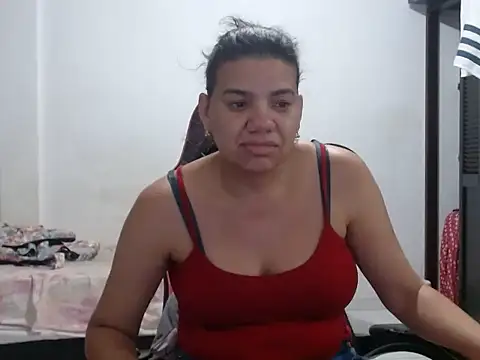 Adriana_0312 Chat XXX in diretta