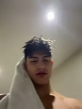 Chat XXX ao vivo de Lander_Cruz