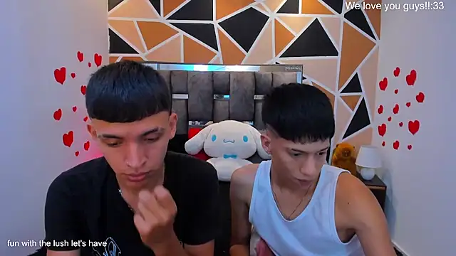 Juan_Nd_Steven Live XXX-Chat