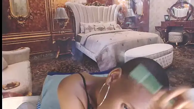 EbonyOlive69's Live XXX Chat