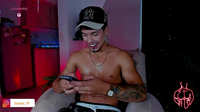 Ken_Boss Live XXX-chat