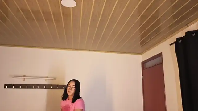 Renaxi_Smith 라이브 XXX 채팅