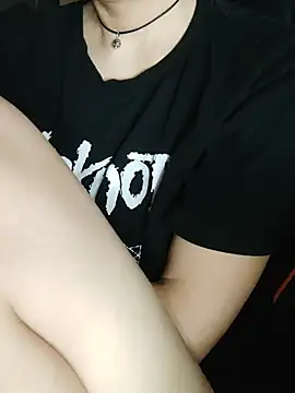 Aashikalaa's Live XXX Chat