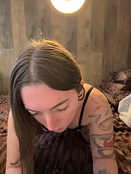Daisy_Michto_Officiel XXX чат на живо