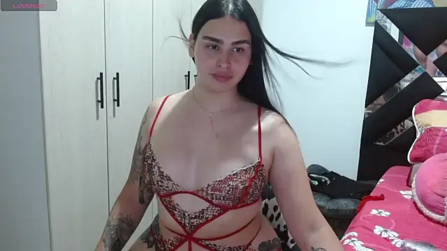 Chat +18 de SarithaBunny ao vivo
