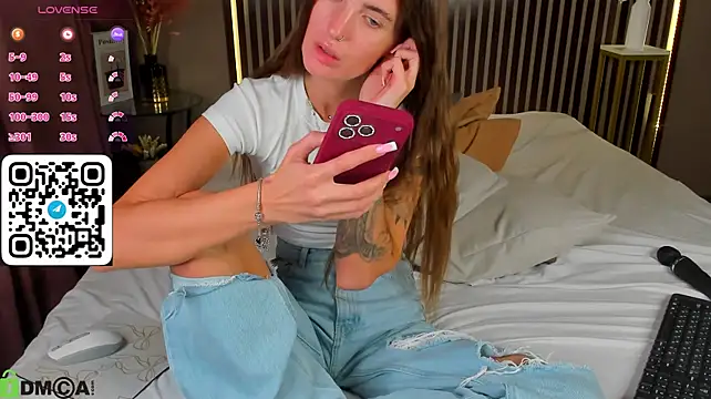 Aly_Alyc's Live XXX Chat
