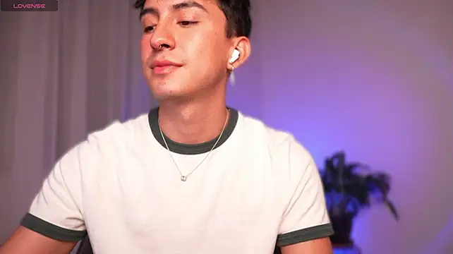 sweettaaron01 现场XXX聊天