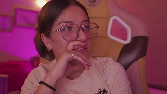 Czat XXX na żywo – milly_kenner