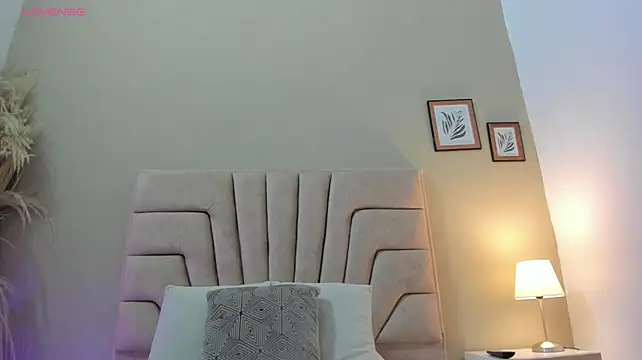Chat +18 de Eva-Millss ao vivo