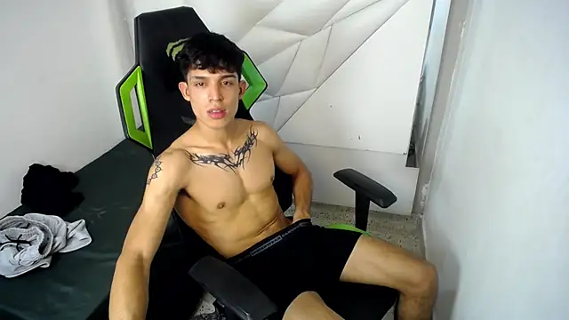XXX chat uživo modela Liom_Gym