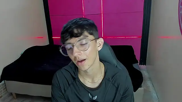 Czat XXX na żywo – ElanGiraldo