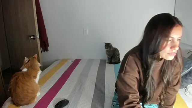 Chat +18 de malucam06 ao vivo