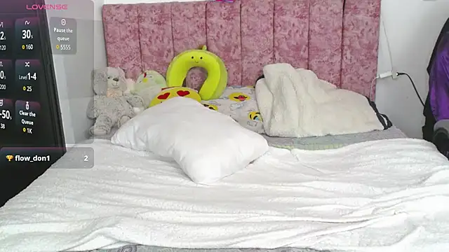 AndreaSwweettt 现场XXX聊天