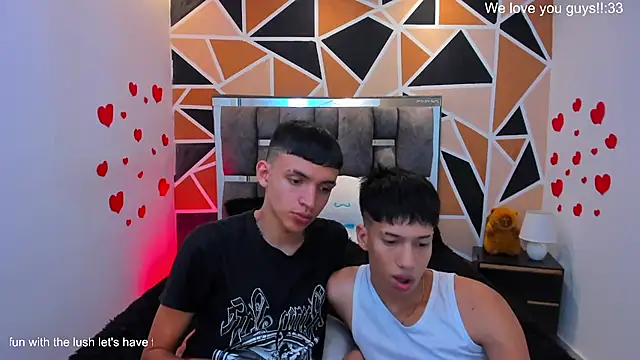 Juan_Nd_Steven Live XXX-Chat