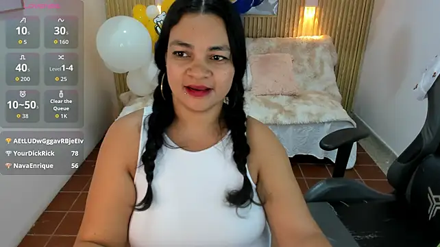 Cloe_35 XXX чат на живо