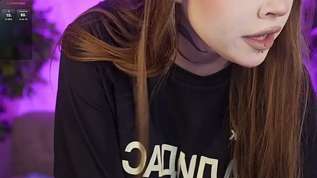 Chat XXX en directo de Esmie_Smile