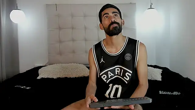 Chat XXX en directo de Andres_Bless