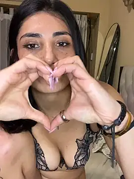 IsabellaGonzalez Adlı Modelin Canlı XXX Sohbeti