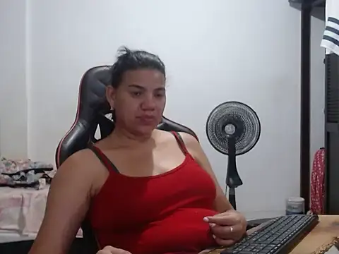 Adriana_0312n Live XXX chat