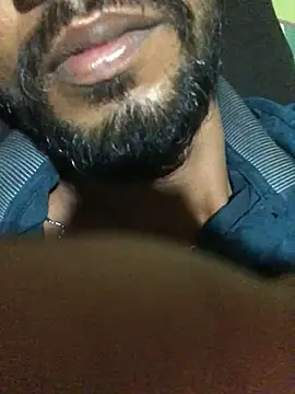 kavi1q1 在線直播表演