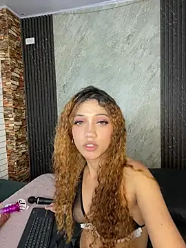 valentinaa_07's Live XXX Chat