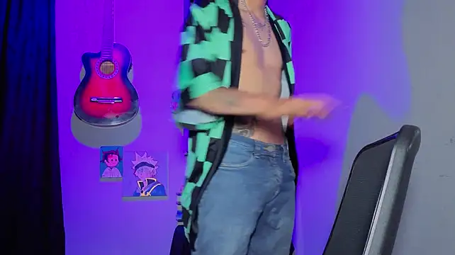 MikeyKuro 라이브 XXX 채팅