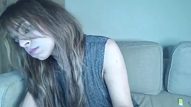 Kitten_Moon-TS Chat XXX live