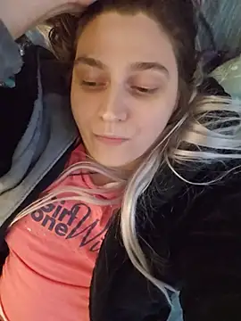 ScarletsWeb – Naživo XXX chat