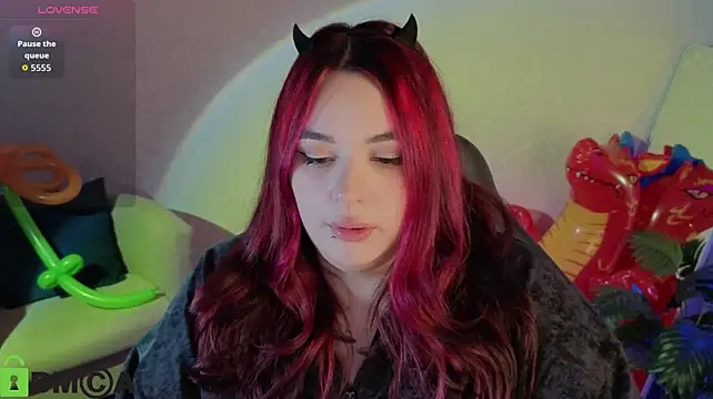 Mia_R0ss Adlı Modelin Canlı XXX Sohbeti