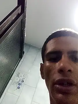 Chatroom XXX en direct de Tomy_And_Mariana