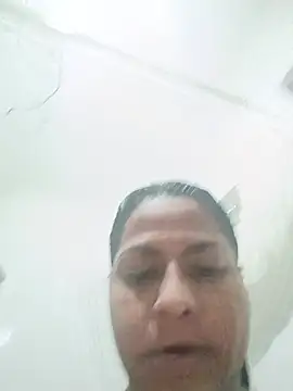 XXX chat uživo modela Giselabrunette25