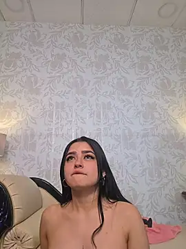Emilygh1_のライブXXXチャット