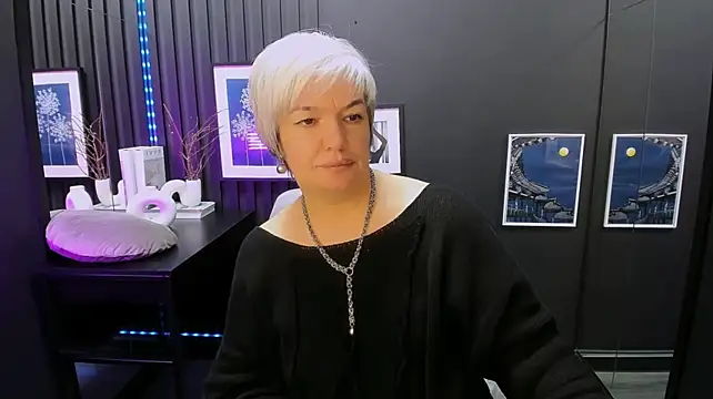 CarmenSoft's Live XXX Chat