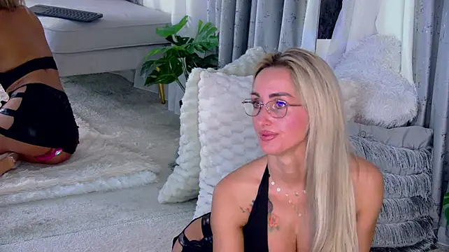 دردشة IsabelleEthan الجنسية المباشرة