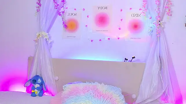 GabbieCarter20 Chat XXX live