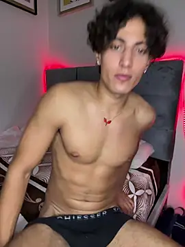 عرض كام megallou