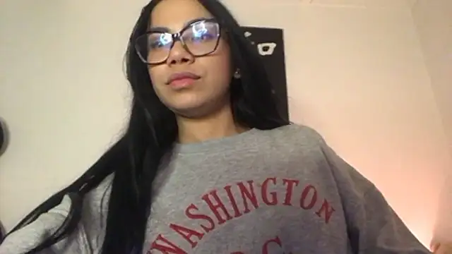lil_lexi6 Adlı Modelin Canlı XXX Sohbeti