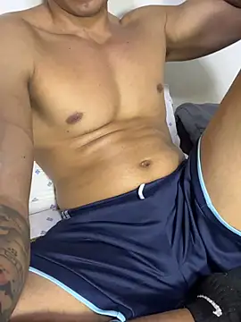 Logan_strangee Live XXX-chat