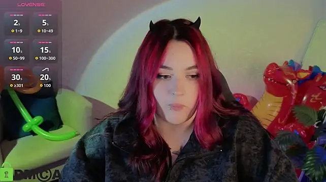 Mia_R0ss Adlı Modelin Canlı XXX Sohbeti