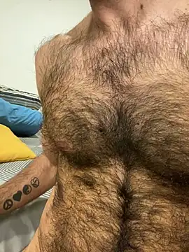 HairybutHorny 现场XXX聊天