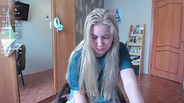 Tiny_Kiss' Live XXX Chat