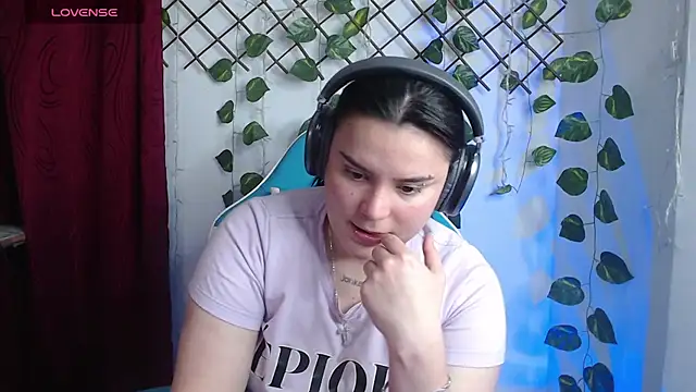 Nika_1_ Chat XXX in diretta